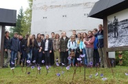 Gruppenbild am Grenzturm in Probstzella